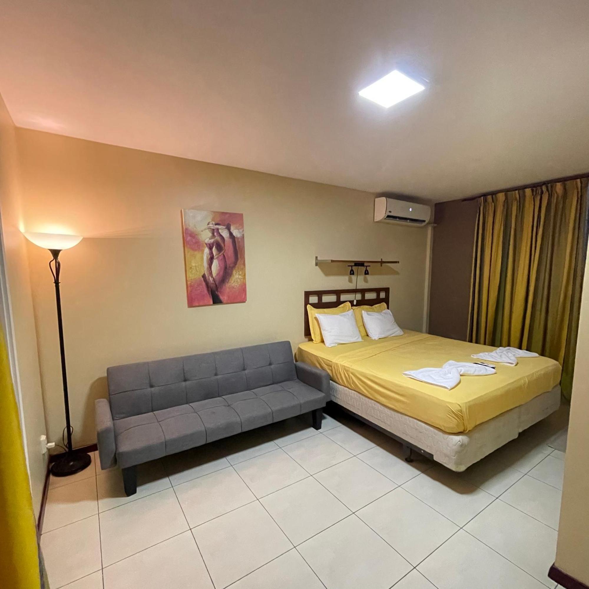 101 Suites Парамарибо Екстериор снимка
